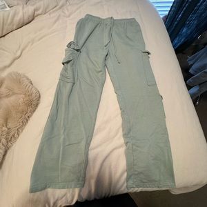 Garage Fleece Cargo Sweatpants size medium